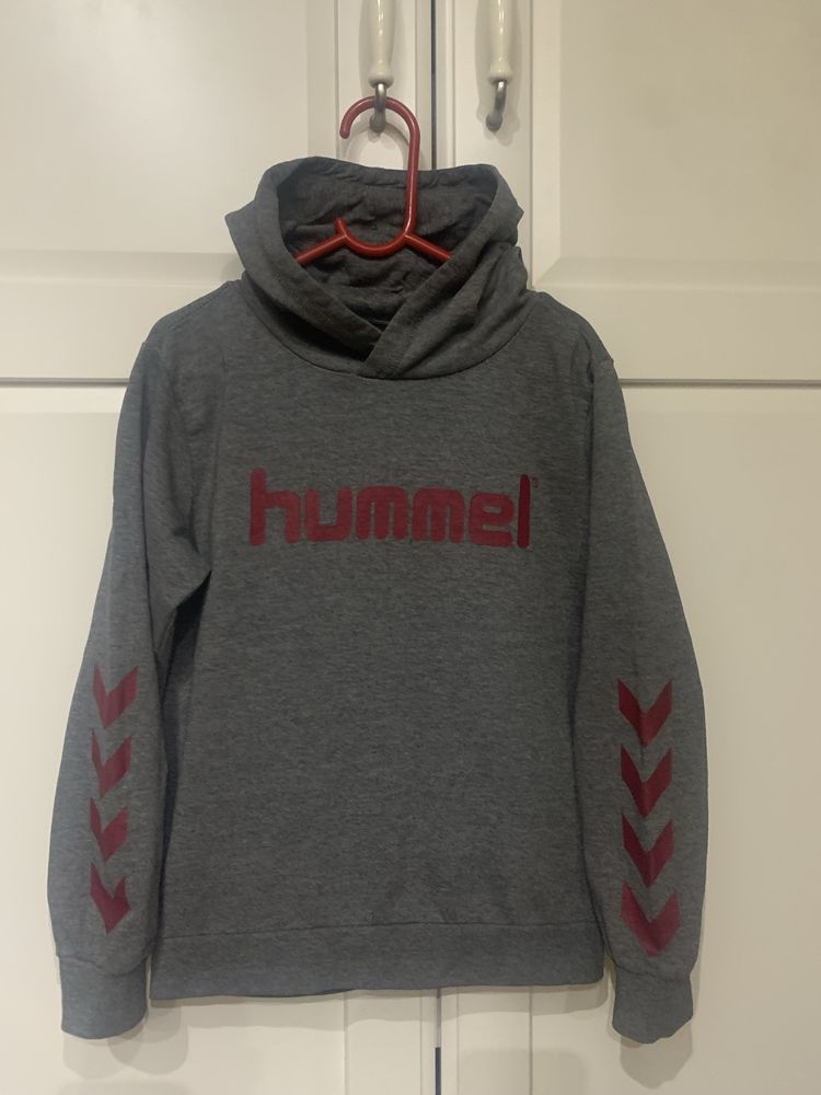 Bluza z kapturem Hummel r. 128 super stan