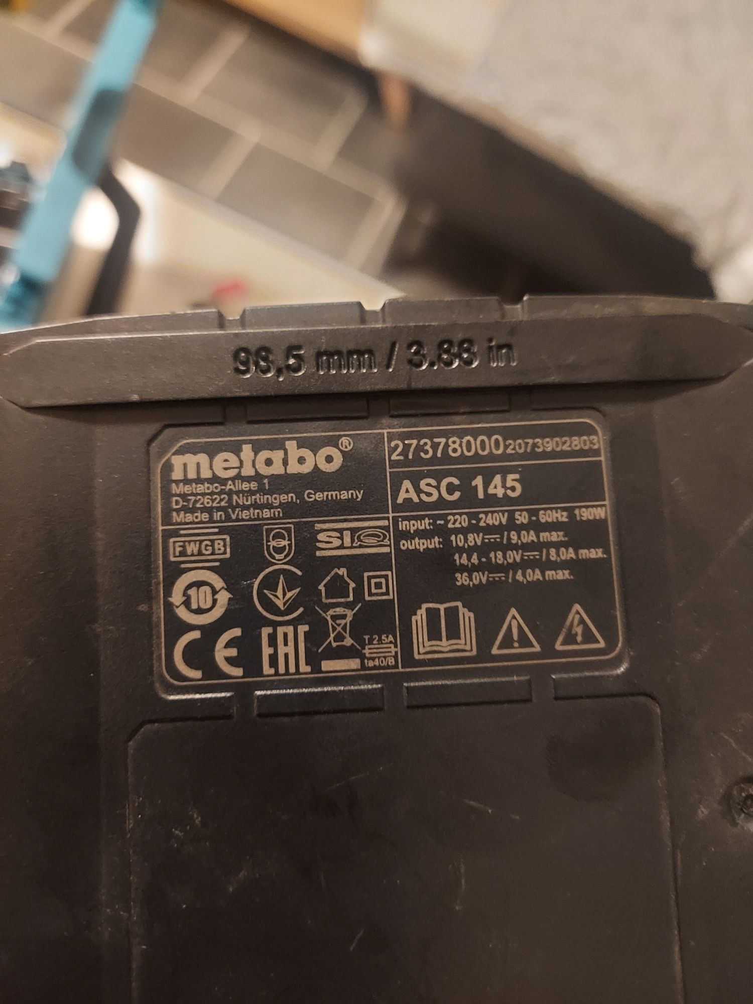 Акумулятор Metabo LiHD 5,5 Ah,8 Аh,4Ah та зарядний пристрій