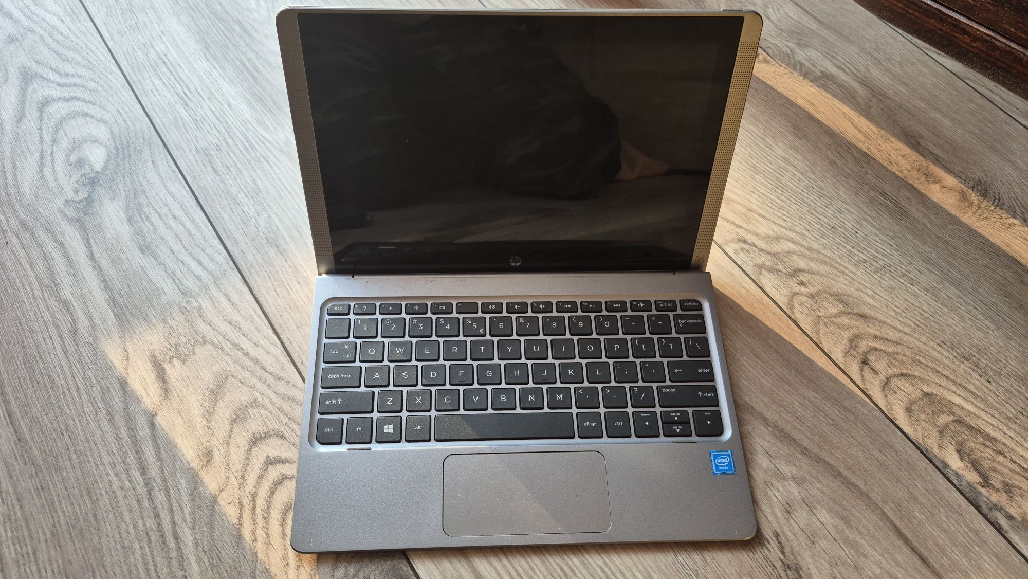 HP Pavilion x2 10-n140nw dotykowy 4w1 tablet laptop windows