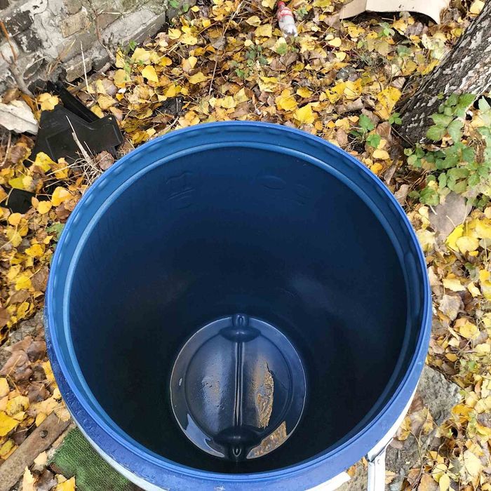 Продам бочки на 160л бу чисті харчові