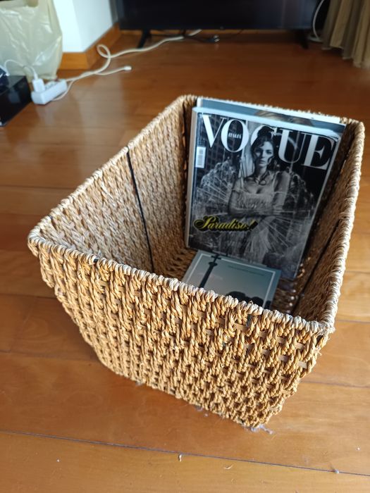 Cesta para livros ou outra utilidades