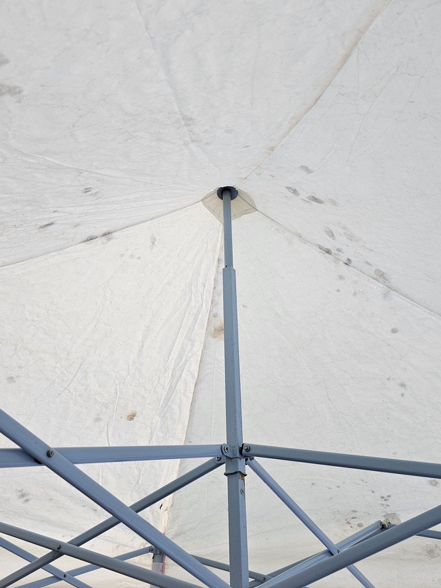 Tenda de Feira 2x2 ou pergola Jardim