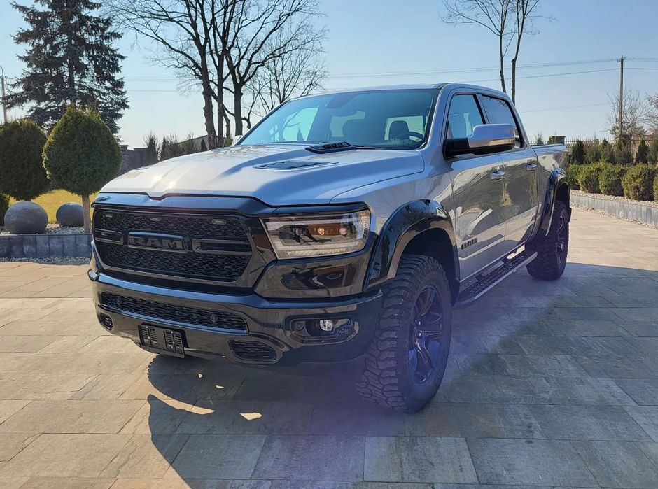 RAM 1500 RAM 1500, 2020, zadbany egzemplarz z niskim przebiegiem