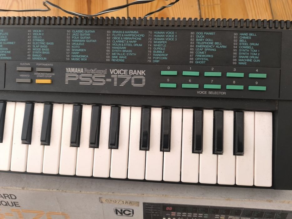 Teclado eletrônico Yamaha PSS 170