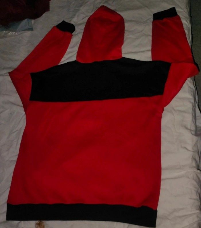 Camisola carapuço L