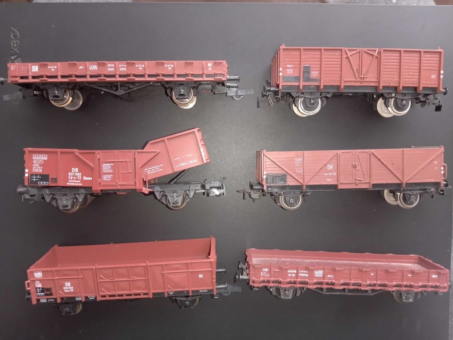 Zestaw 6 wagonów H0 — Piko / Roco