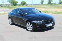 Jaguar XE Jaguar XE 25T, 4x4 AWD Prestige 250km benzyna