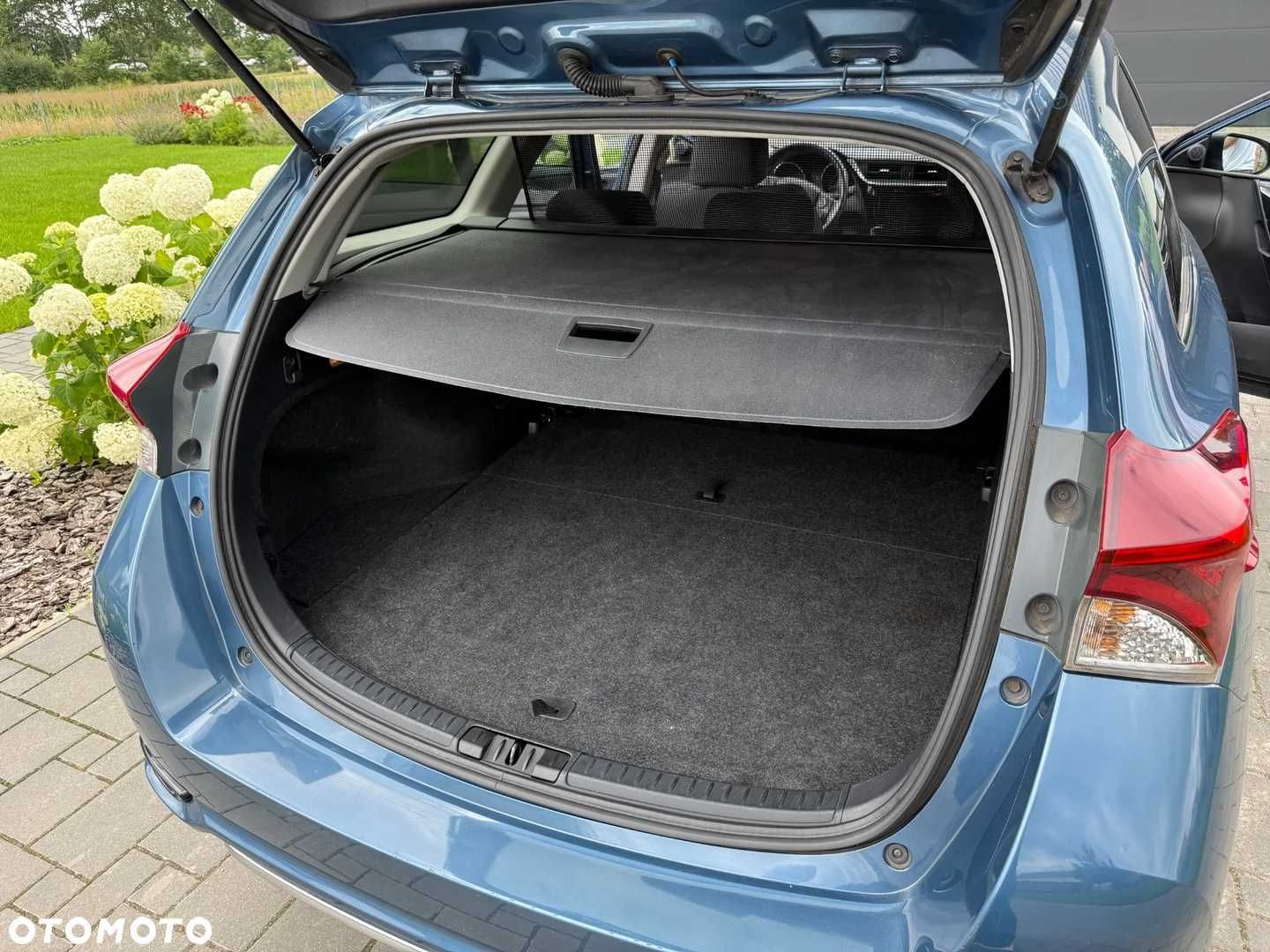 Toyota Auris 2016 r