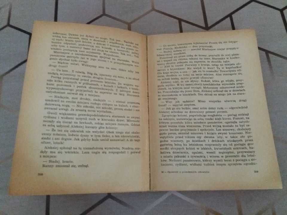 książka opowieść o prawdziwym człowieku wyd.1964