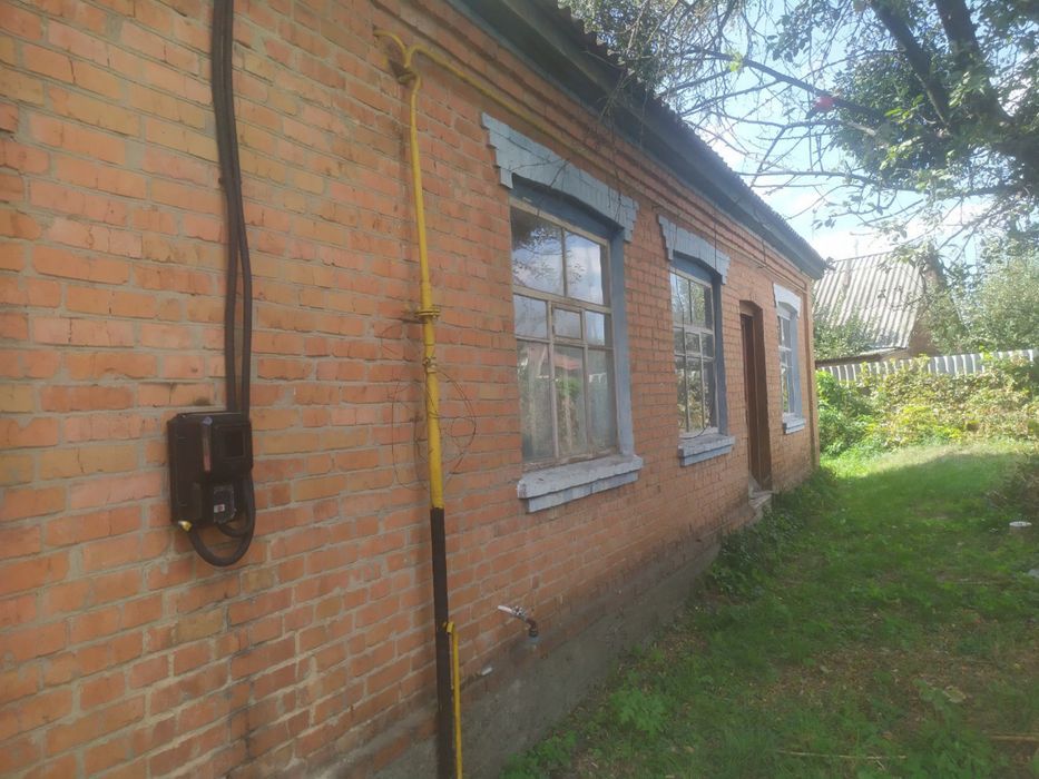 Продаю будинок на 2 входи в місті Лубни