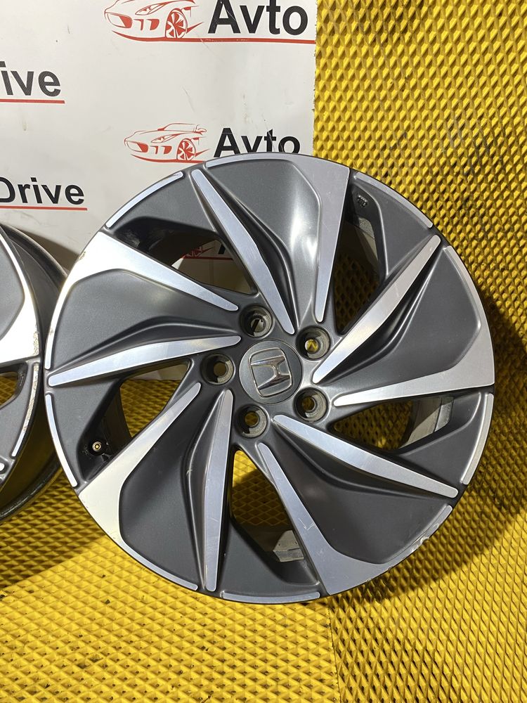 Комплект оригинальных дисков Honda Insight R17 5*114.3  Dia 64.1