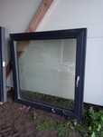 Okno antracyt 140x140