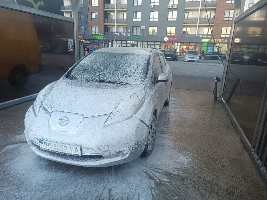 Nissan leaf, ніссан ліф 1, електромобіль