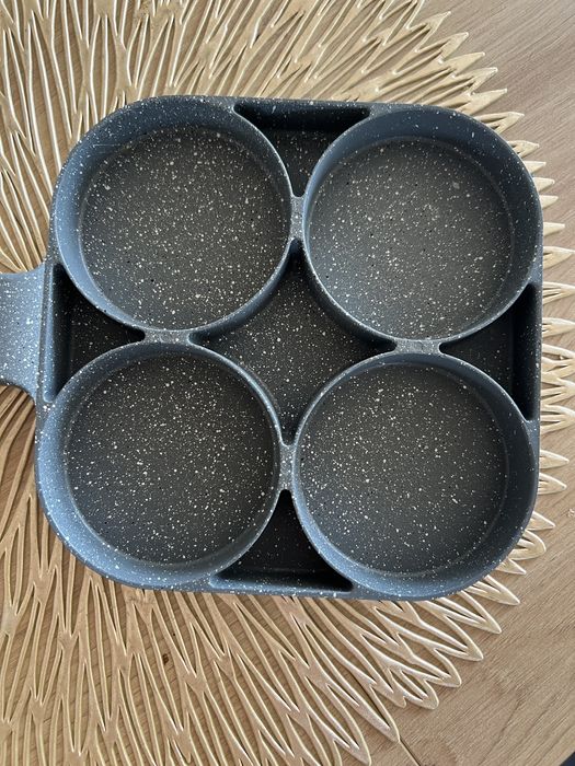 Patelnia do jajek i placków 17cm non stick