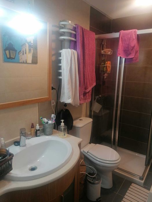 Alugo T2 remodelado  em excelente localizaçao