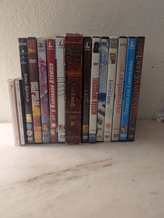 Vendo vários DVD's