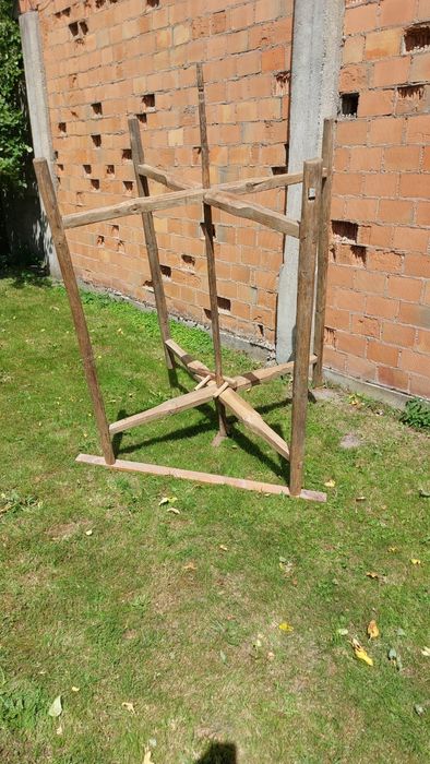 Sprzedam warsztat tkacki (krosna)