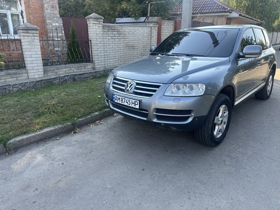 Продам Volkswagen Touareg 2.5
