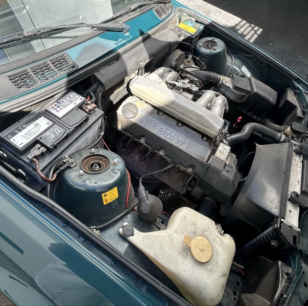 BMW (E30) - 316i