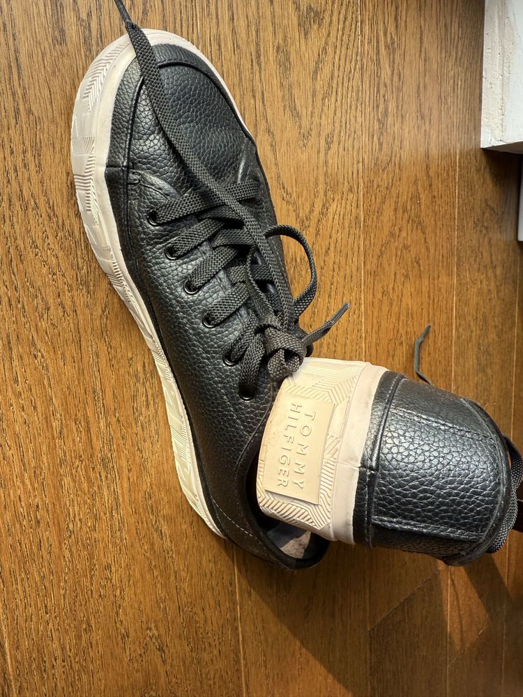 Buty Tommy Hilfiger 38