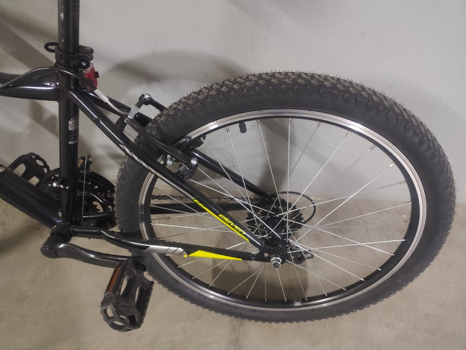 Bicicleta infantil como nova