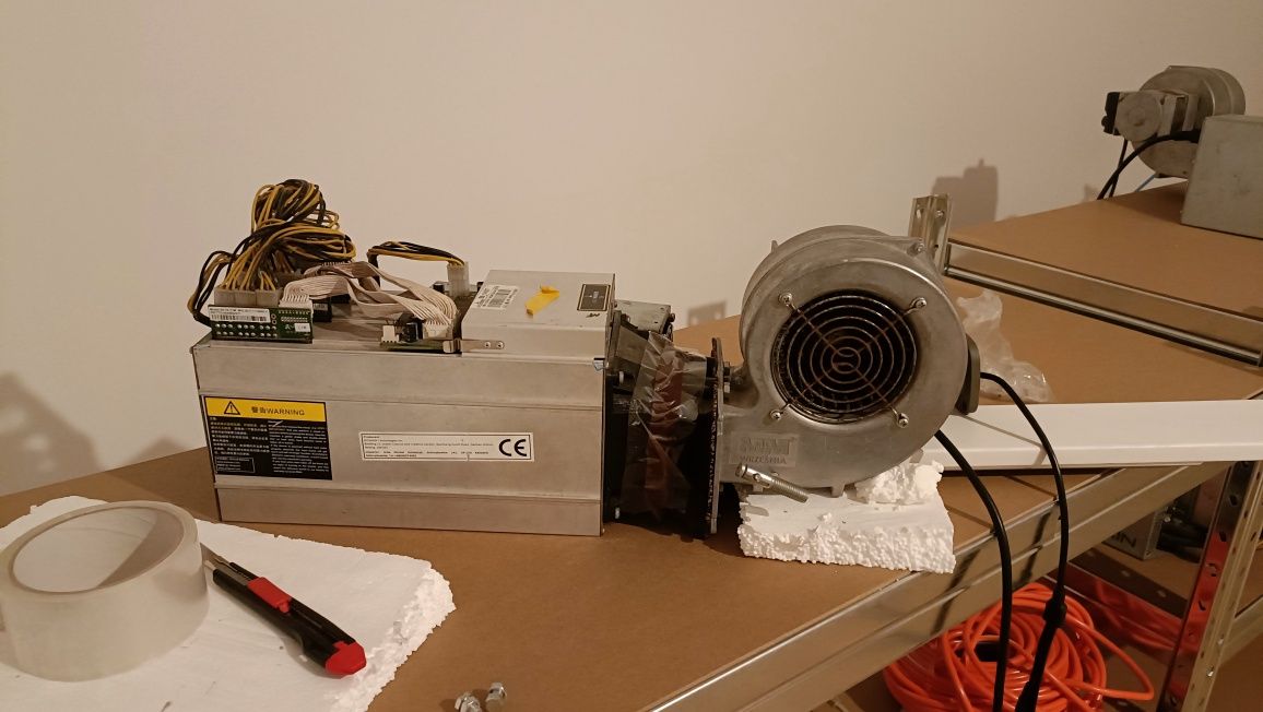 6xAntminer S9 13.5-14.5TH + T9