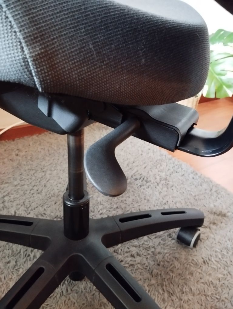 Ikea Volmar - cadeira escritório ergonómica