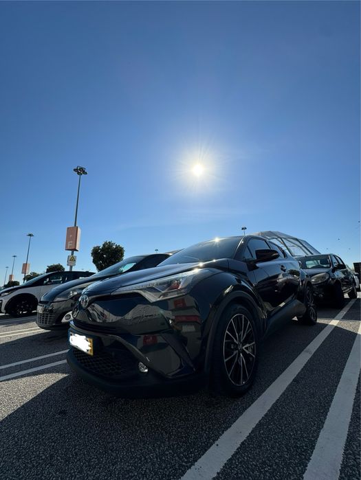 Toyota CH-R 1.8 HSD Exclusive + P.Luxury