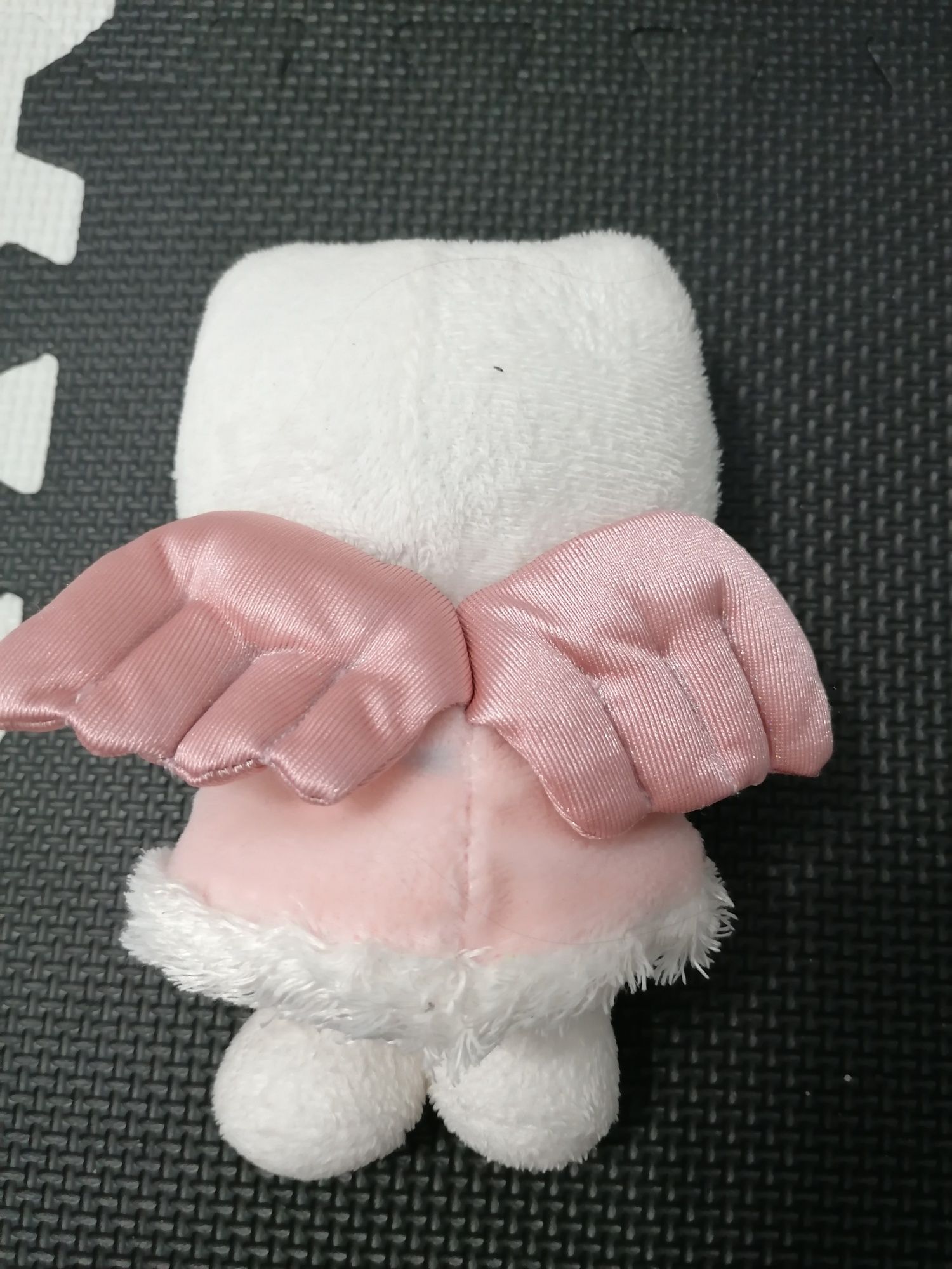 Maskotka hello Kitty różowy anioł Pink Angel 15 cm