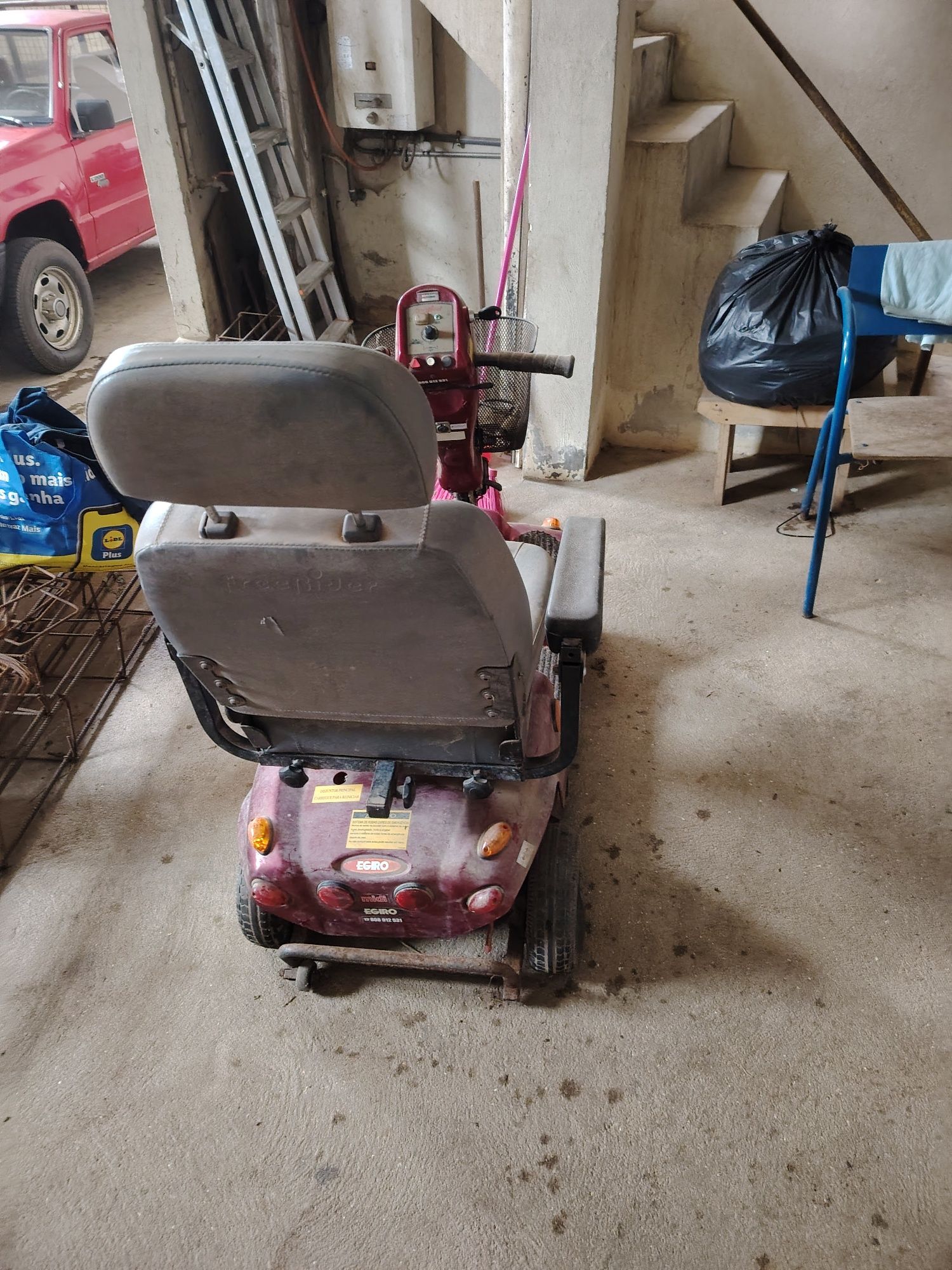 Scooter Eléctrico EGIRO Midi - Para Reparar