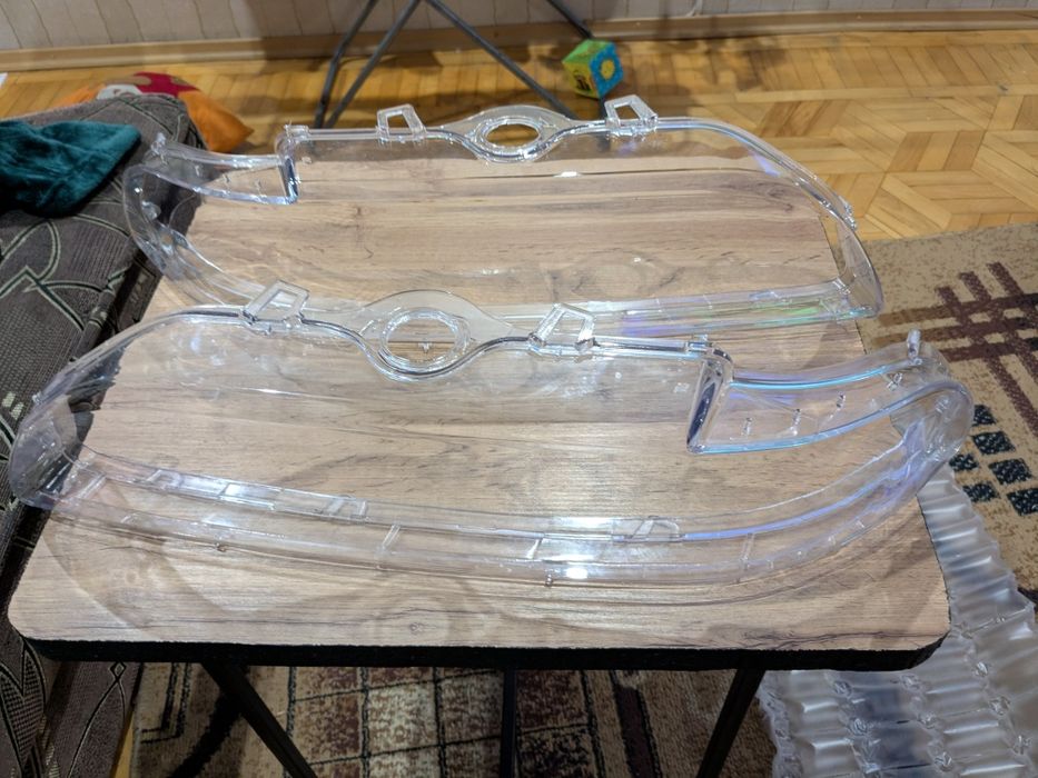 Стекло фары БМВ е39 рестайлинг