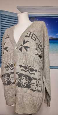 Włoski sweter wełniany