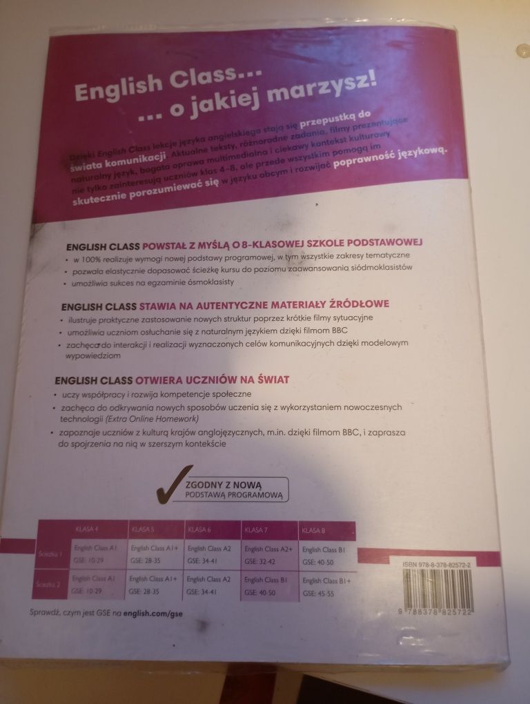 2 książki Englsih Class B1