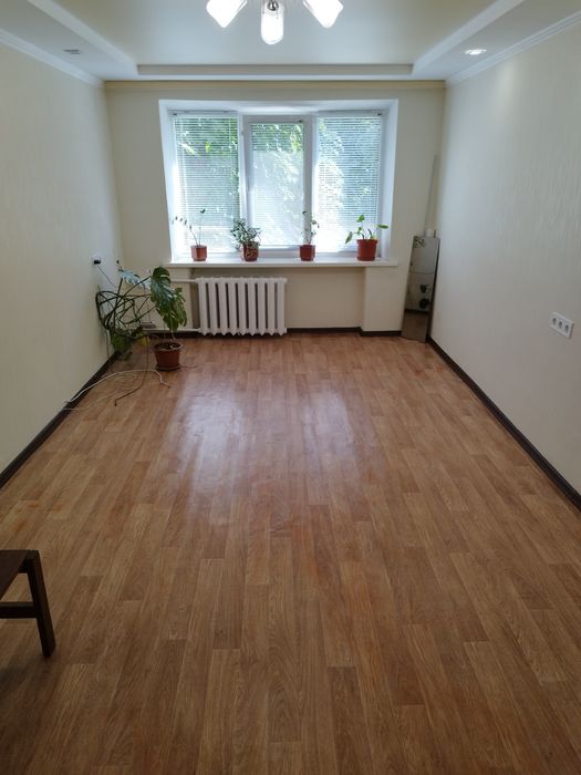 Продаж гуртожитку в центрі міста Суми.