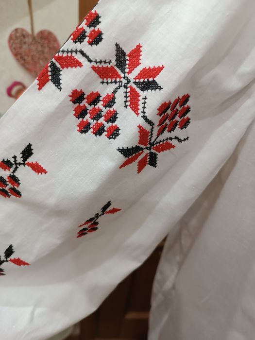Сорочка вишиванка , ручна робота.