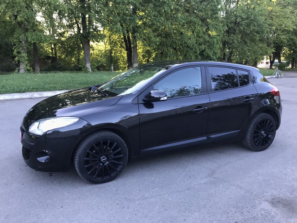 Renault Megane 1.6 бензин