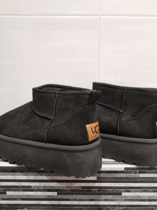 Hit sezonu czarne śniegowce UGG