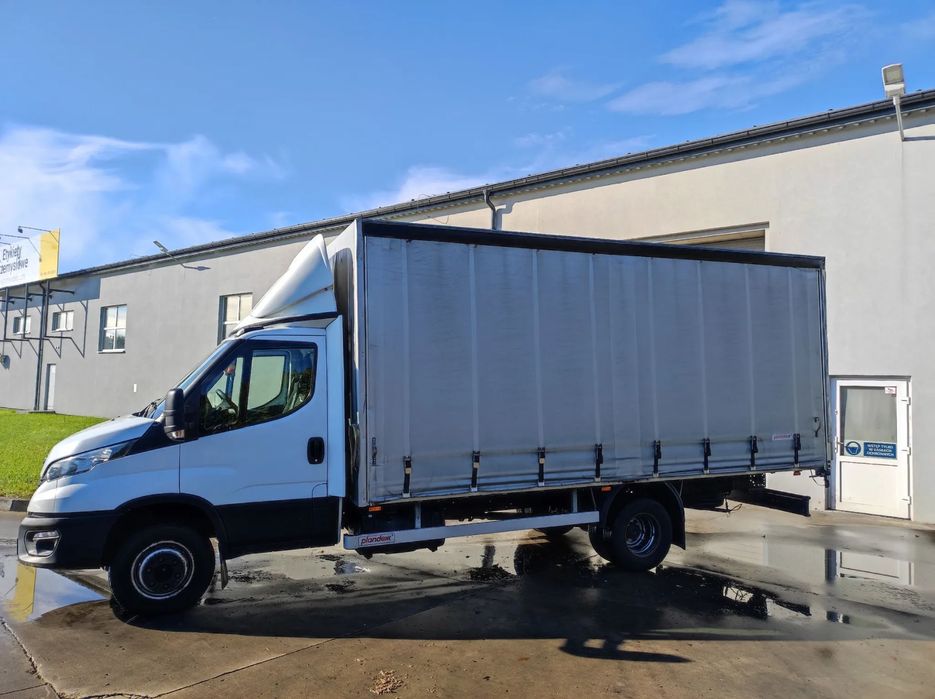 Iveco 70c18  Iveco Daily 70C18 3.0 180KM manualna 6 biegów 2020r 1 właściciel