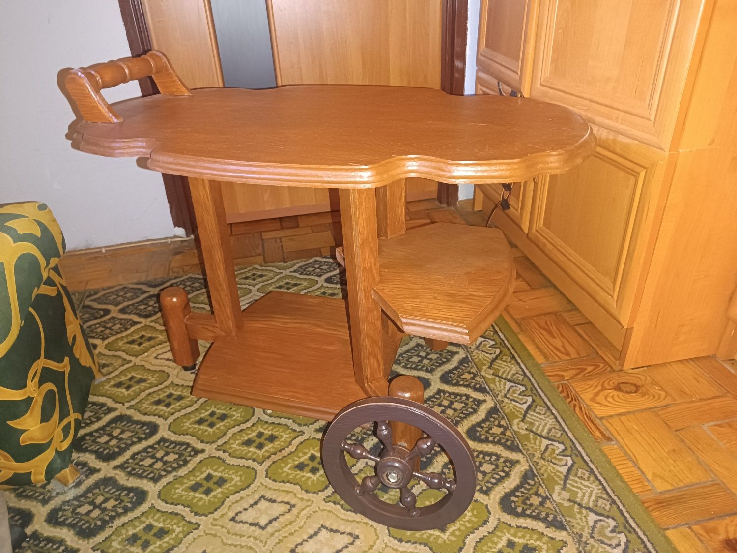 Stylowy Dębowy Barek Vintage