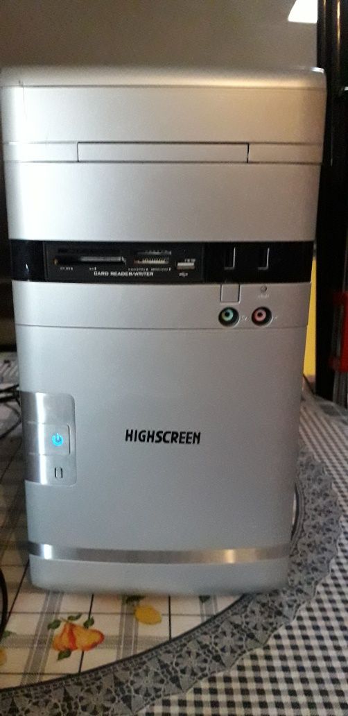 Vendo computador.