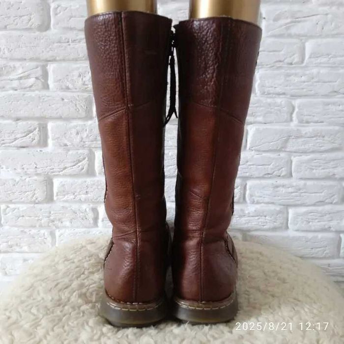 Шкіряні чоботи Dr. Martens коричневого кольору, EU 42
