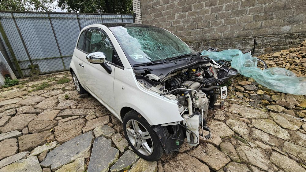 Fiat 500 1.2 Automat panorama 185tyś doinwestowany uszkodzony