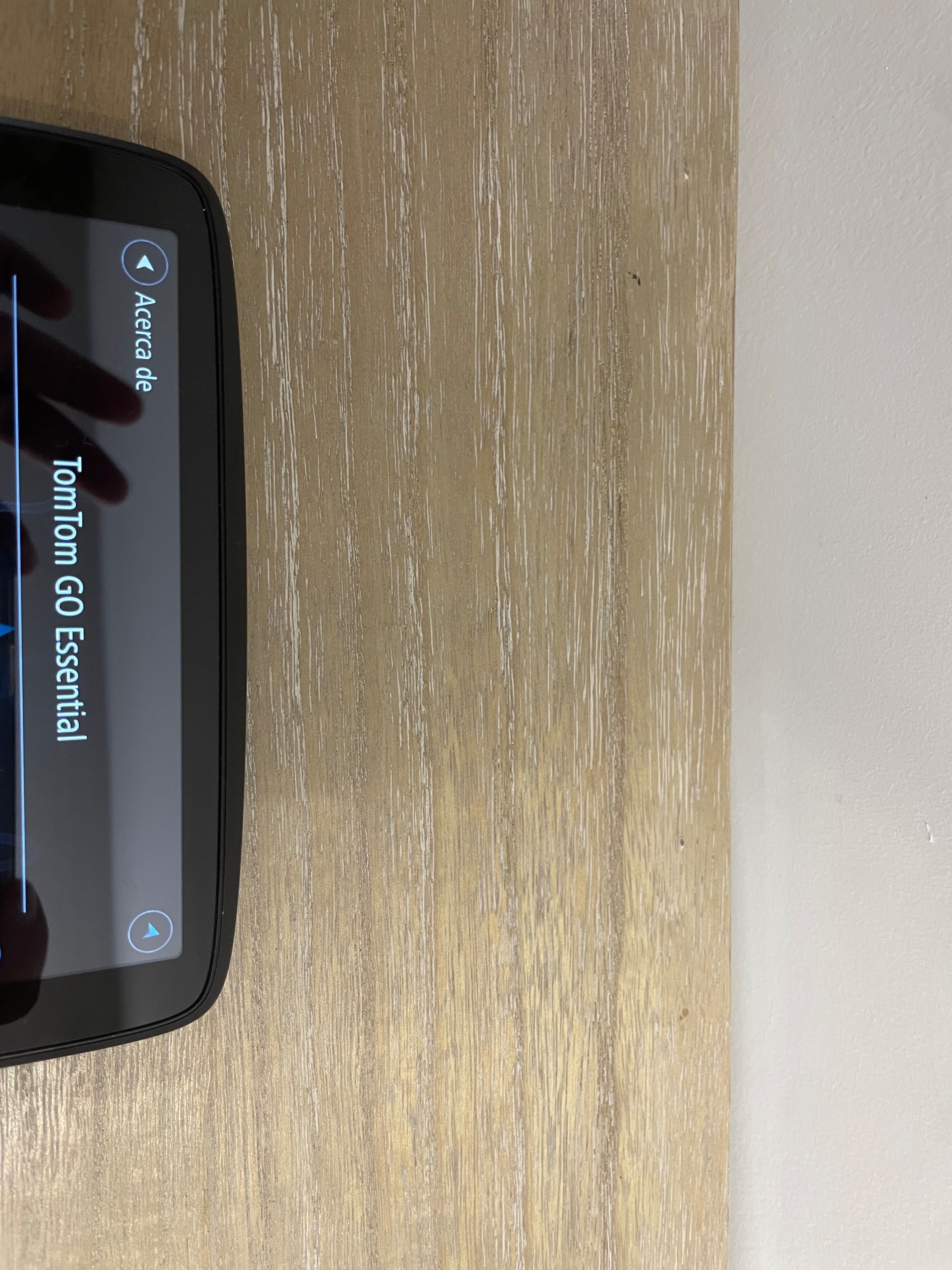Tomtom go essential 6