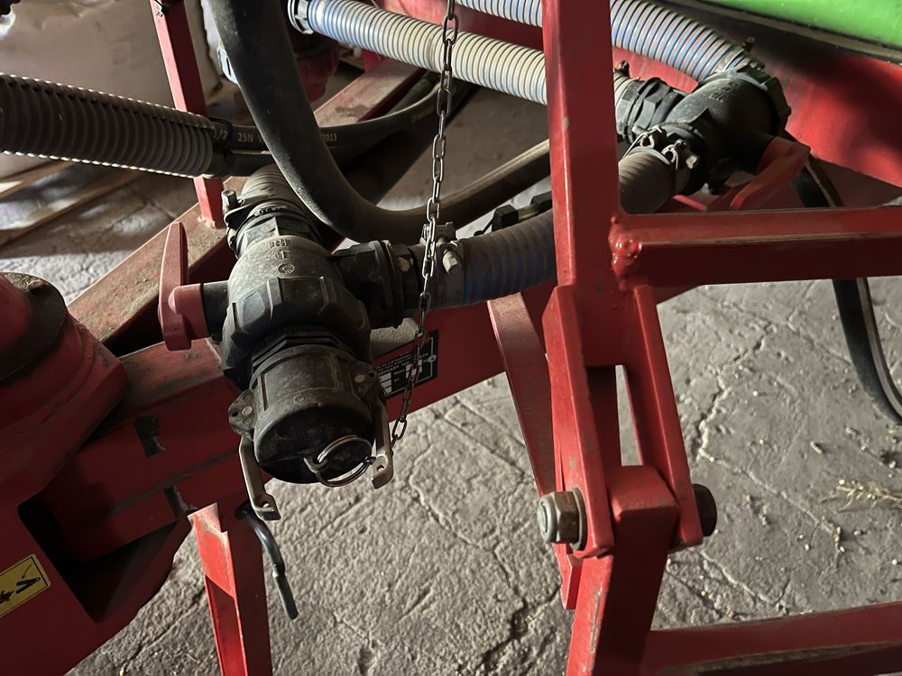 Opryskiwacz polowy Stanimpex 2800l 21m