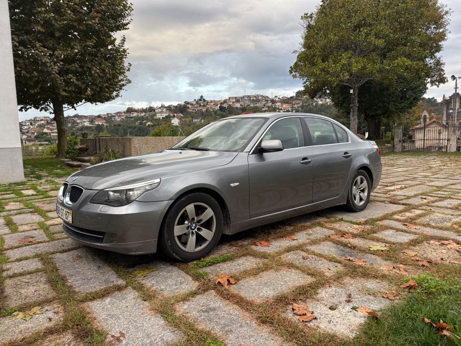 BMW 520 D Livro de revisões