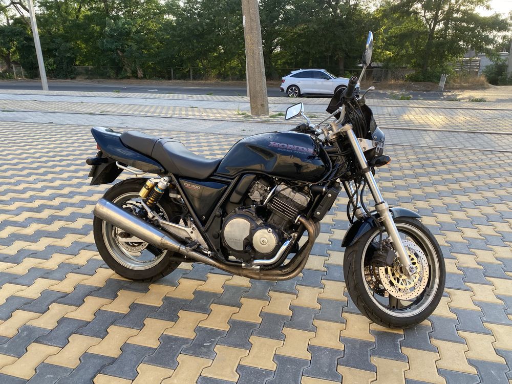Honda cb 400 sf nc 31 2000г.в.