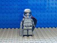 Lego Kapitan Phasma rounded mouth