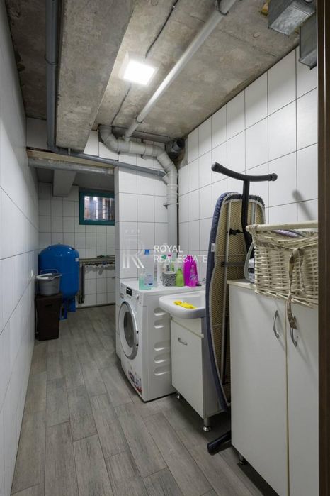 Продаж будинку 4к 340м2 Солом'янський вул. Локомотивна Без комісії