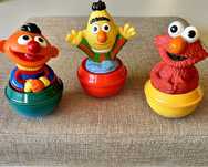 Set 3 figuras Rua Sesamo( balançam mas nunca caiem)