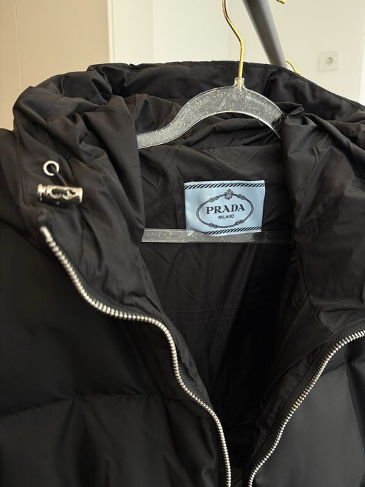 Пуховик Prada розмір S